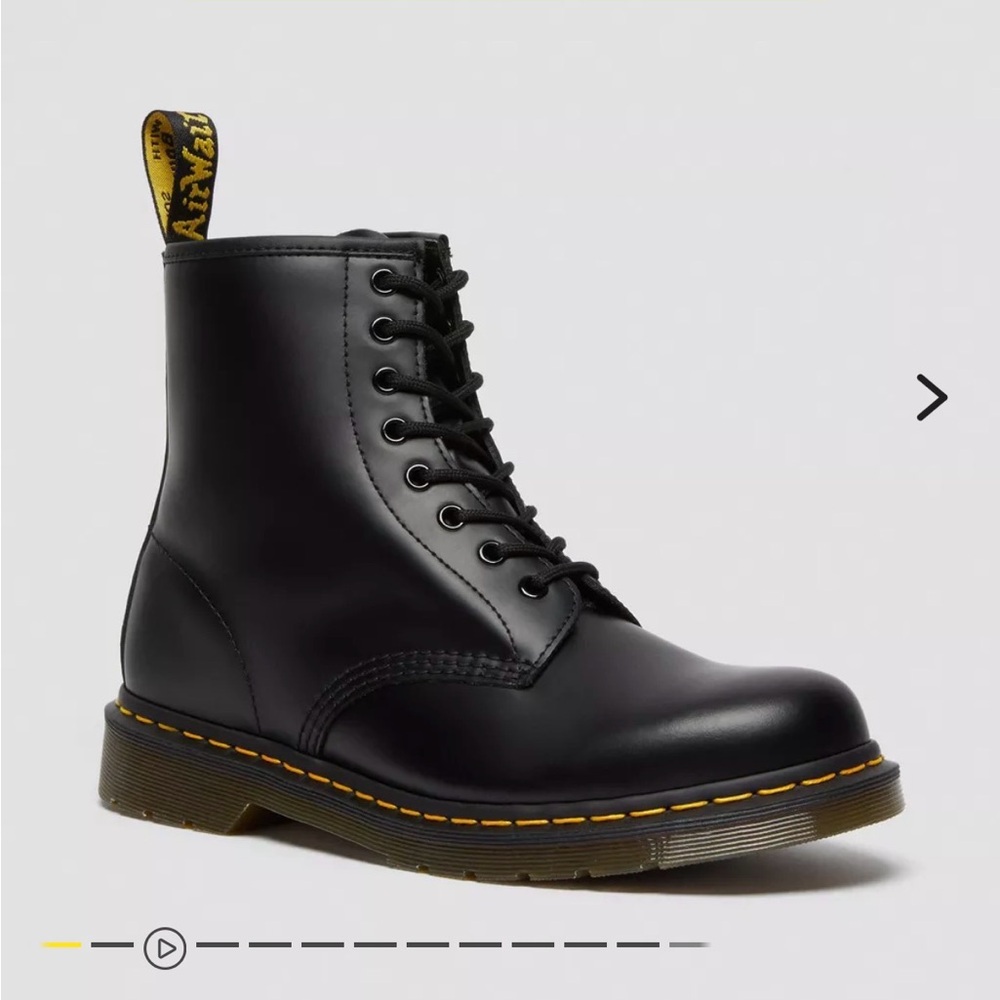 Dr. Martens 1460 Lace-up Leather Boots  Unisex New